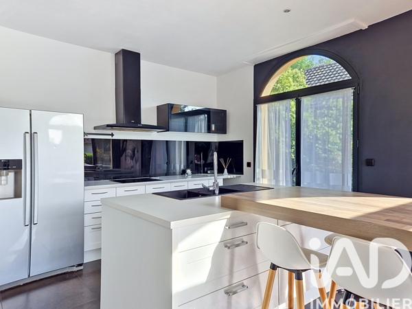 Maison à vendre 6 pièces 190,28 m² Soisy-sous-Montmorency