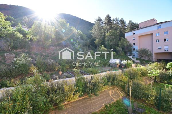 T2 récent avec jardin + ascenseur + garage