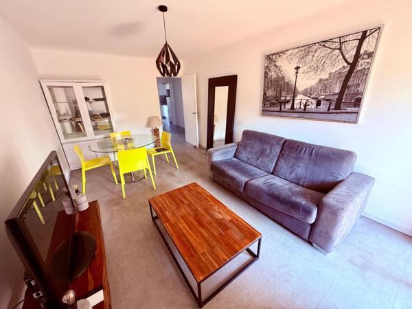 Saint Raphaël appartement 2 pièces 48 m² proche centre.