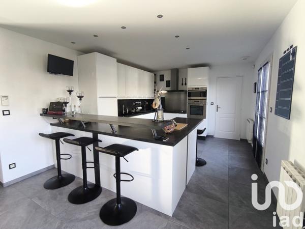 Maison à vendre 8 pièces 163 m² Maule