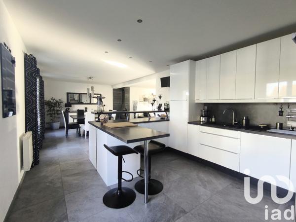 Maison à vendre 8 pièces 163 m² Maule