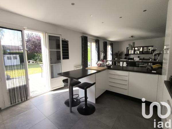 Maison à vendre 8 pièces 163 m² Maule