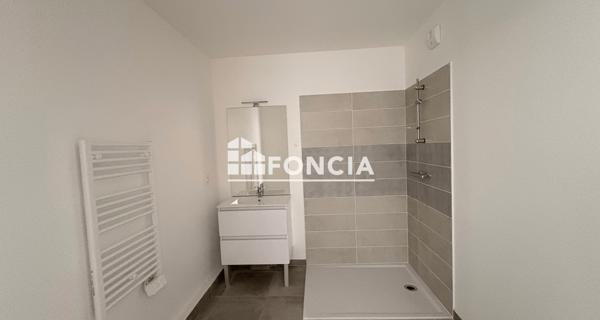 Location Appartement 2 pièces 47.42 m² - Morières-lès-avignon 84310