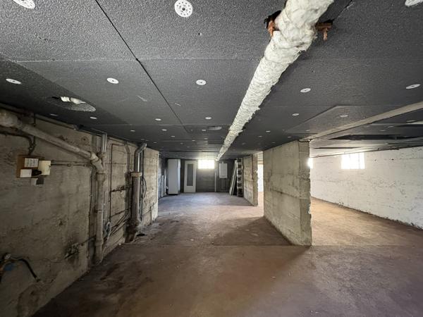Maison individuelle à rénover sur terrain de 900 m²