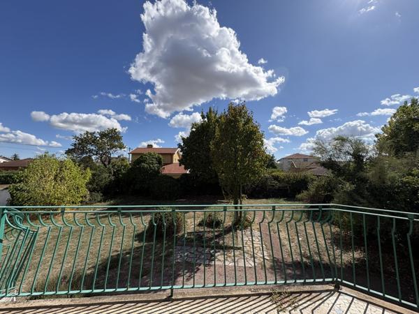 Maison individuelle à rénover sur terrain de 900 m²
