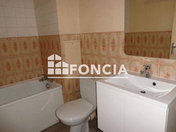 Location Studio 25.68 m² - 67/77 PROMENADE DES COURS Poitiers 86000