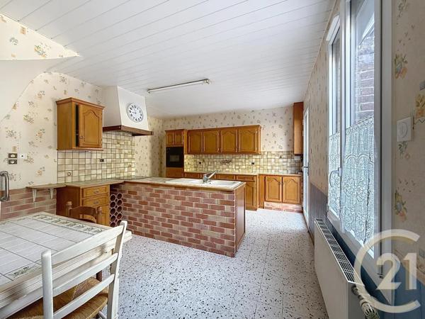 Maison à vendre  6 pièces - 103 m 2   LE PETIT QUEVILLY  - 76