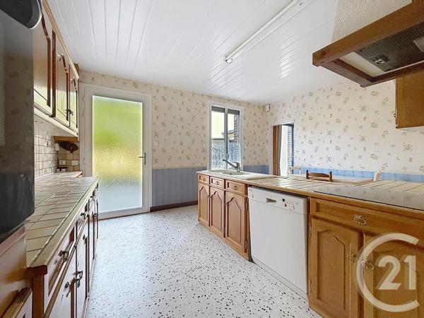 Maison à vendre  6 pièces - 103 m 2   LE PETIT QUEVILLY  - 76