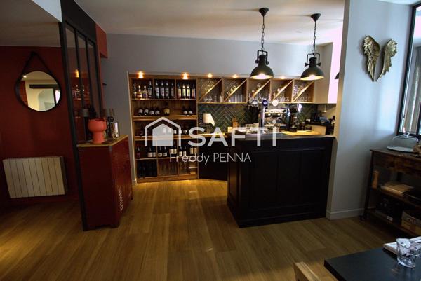 Restaurant rénové avec terrasse et licence IV