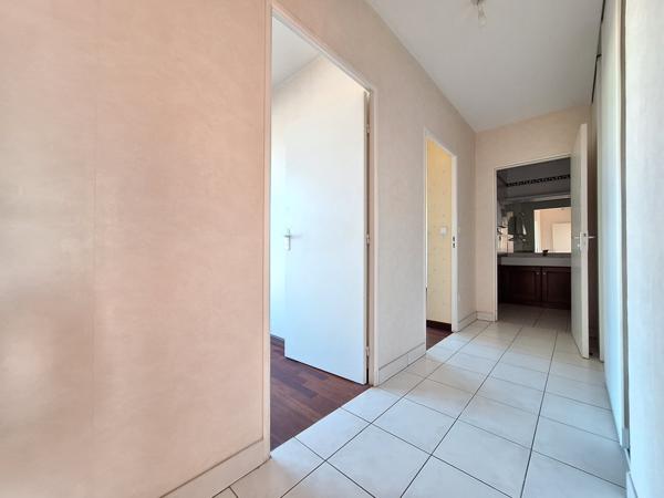 Appartement 4 pièce(s) 3 chambre(s) 110.81 m²