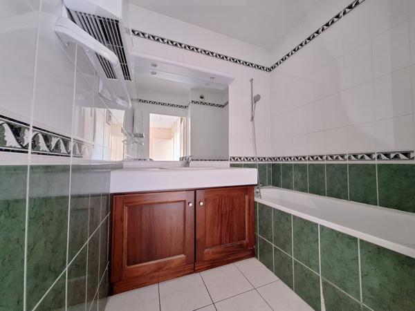 Appartement 4 pièce(s) 3 chambre(s) 110.81 m²