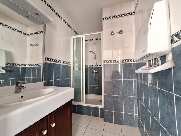 Appartement 4 pièce(s) 3 chambre(s) 110.81 m²