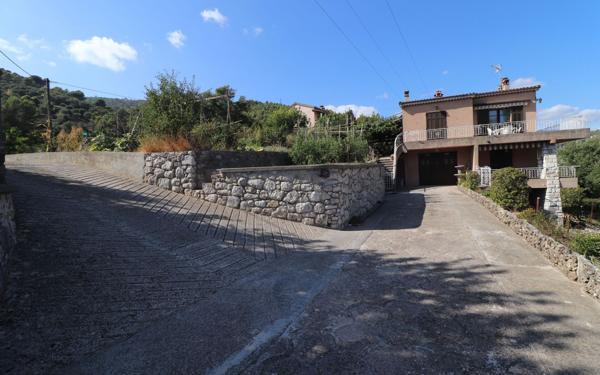 Maison à vendre    6 pièces • 173,12 m2 Cantaron