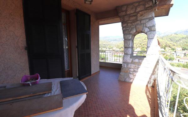 Maison à vendre    6 pièces • 173,12 m2 Cantaron