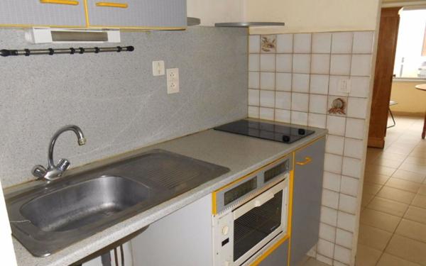 Immeuble à vendre    5 pièces • 135 m2 Milhaud