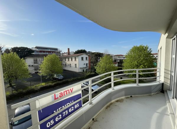 Appartement 3 pièces avec balcon et parking