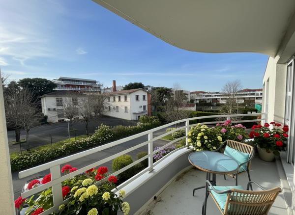 Appartement 3 pièces avec balcon et parking