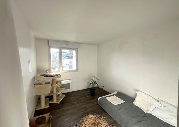 Appartement 3 pièces avec balcon et parking