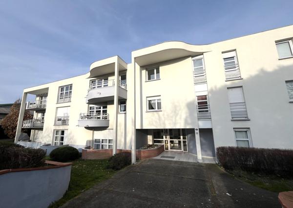 Appartement 3 pièces avec balcon et parking