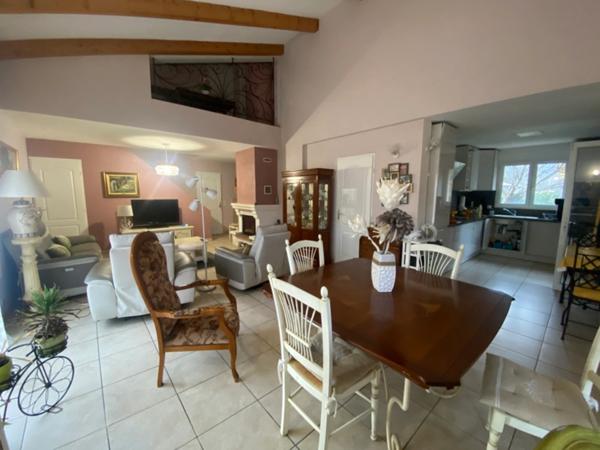 Dpt Pyrénées Orientales (66), à vendre PRADES maison 5 pièces 98 m² sur terrain 454 m² terrasse piscine