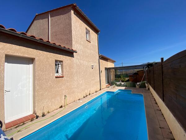 Dpt Pyrénées Orientales (66), à vendre PRADES maison 5 pièces 98 m² sur terrain 454 m² terrasse piscine