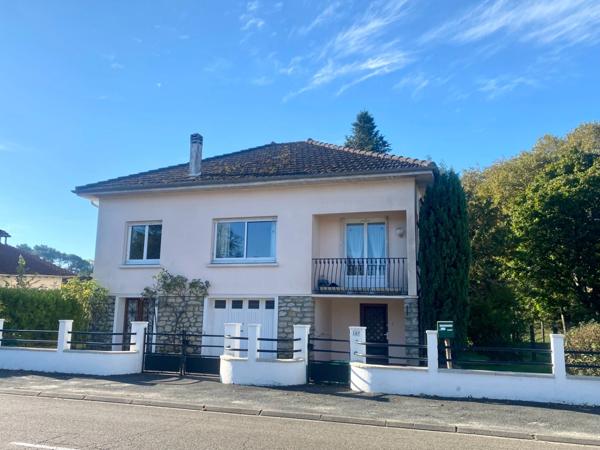 Maison T4 avec studio indépendant et sous-sol à LUXEY (40)