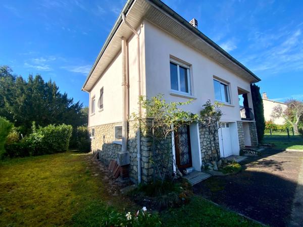 Maison T4 avec studio indépendant et sous-sol à LUXEY (40)