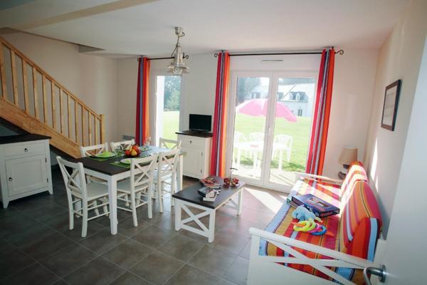 INVESTISSEMENT LOCATIF  SAINT POL DE LEON  Résidence Nemea Les Roches  *** - 6.85 % de rentabilité