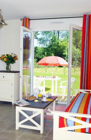 INVESTISSEMENT LOCATIF  SAINT POL DE LEON  Résidence Nemea Les Roches  *** - 6.85 % de rentabilité