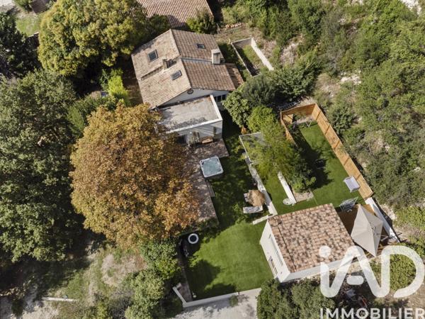 Maison à vendre 6 pièces 128 m² Aix-en-Provence