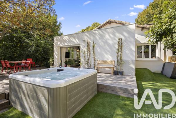 Maison à vendre 6 pièces 128 m² Aix-en-Provence