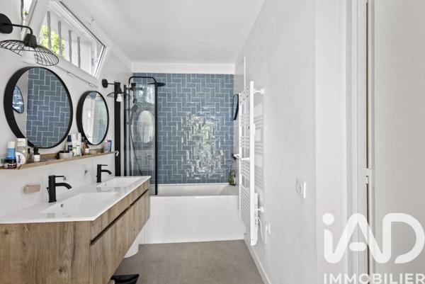 Maison à vendre 6 pièces 128 m² Aix-en-Provence