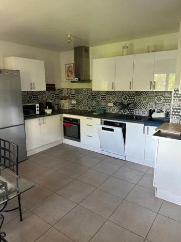 Appartement à louer à Péron (01630)