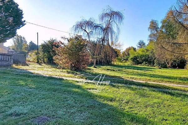 Terrain à vendre de 899 m²