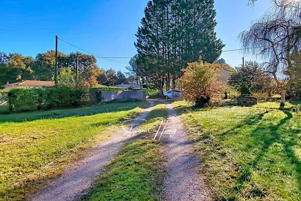 Terrain à vendre de 899 m²