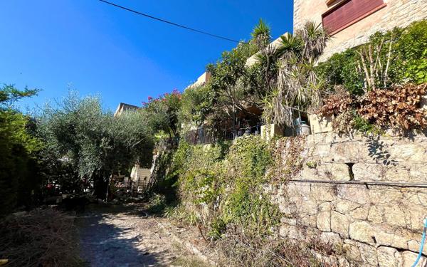 Maison à vendre    4 pièces • 135,40 m2 Grasse