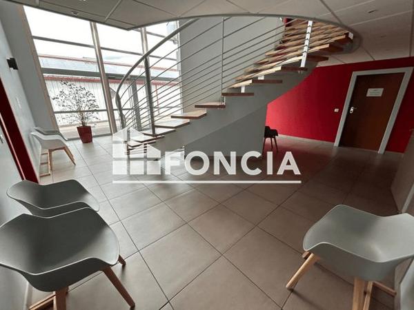 Location Local commercial 1 pièce 17.2 m² - POLE SANTE RIVE GAUCHE - 3660 ROUTE D'ALBERTVILLE Sevrier 74320