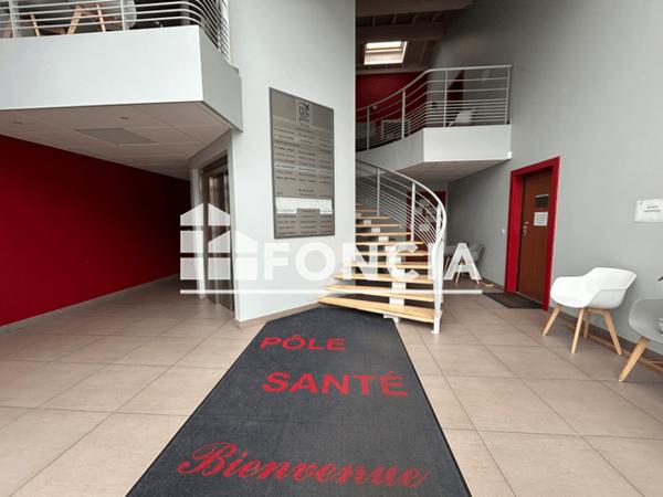 Location Local commercial 1 pièce 17.21 m² - POLE SANTE RIVE GAUCHE - 3660 ROUTE D'ALBERTVILLE Sevrier 74320