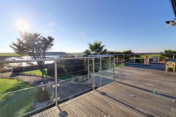 Maison d'exception à vendre à L'Houmeau avec vue sur mer