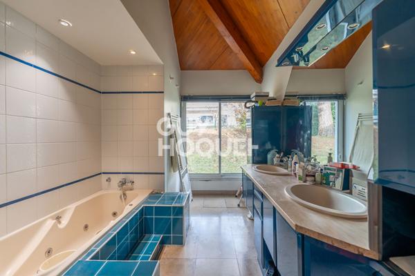 EXCLUSIVITE GUY HOQUET - Découvrez cette Superbe maison Familiale secteur prisé et calme