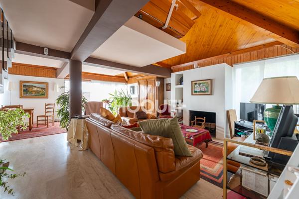 EXCLUSIVITE GUY HOQUET - Découvrez cette Superbe maison Familiale secteur prisé et calme