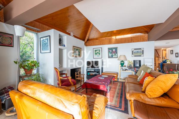 EXCLUSIVITE GUY HOQUET - Découvrez cette Superbe maison Familiale secteur prisé et calme