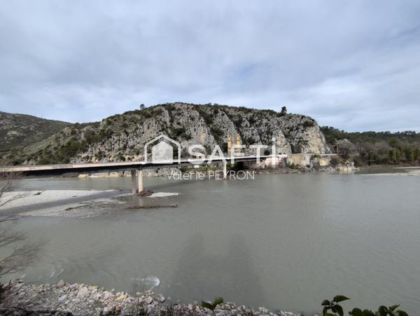 À Vendre : Terrain en Zone Forestière à Mirabeau
