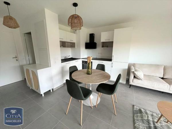 Appartement à louer 2 pièces 45.17m²