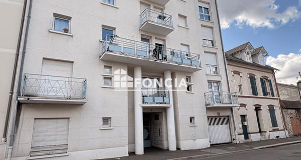 Location Studio 33 m² - Mantes-la-jolie 78200