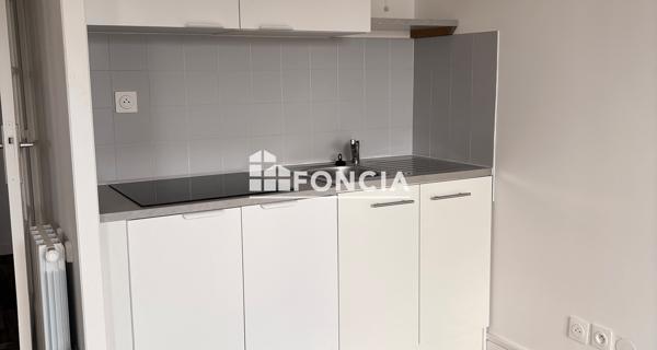 Location Studio 33 m² - Mantes-la-jolie 78200