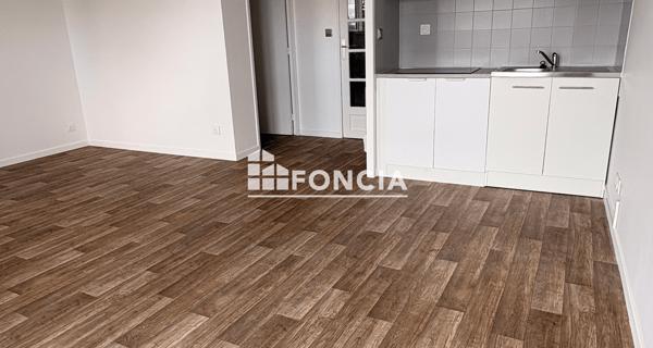 Location Studio 33 m² - Mantes-la-jolie 78200