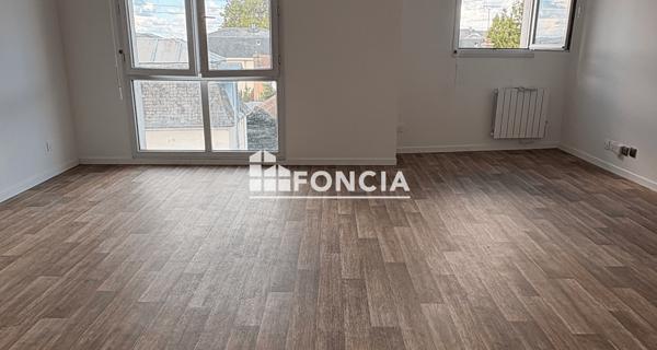 Location Studio 33 m² - Mantes-la-jolie 78200