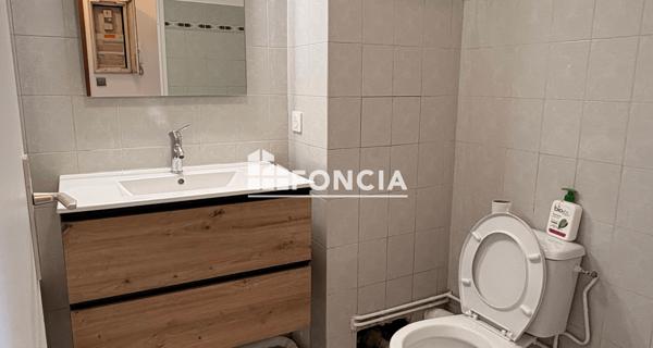 Location Studio 33 m² - Mantes-la-jolie 78200