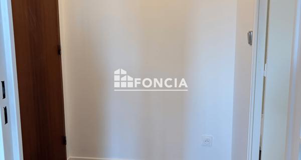 Location Studio 33 m² - Mantes-la-jolie 78200